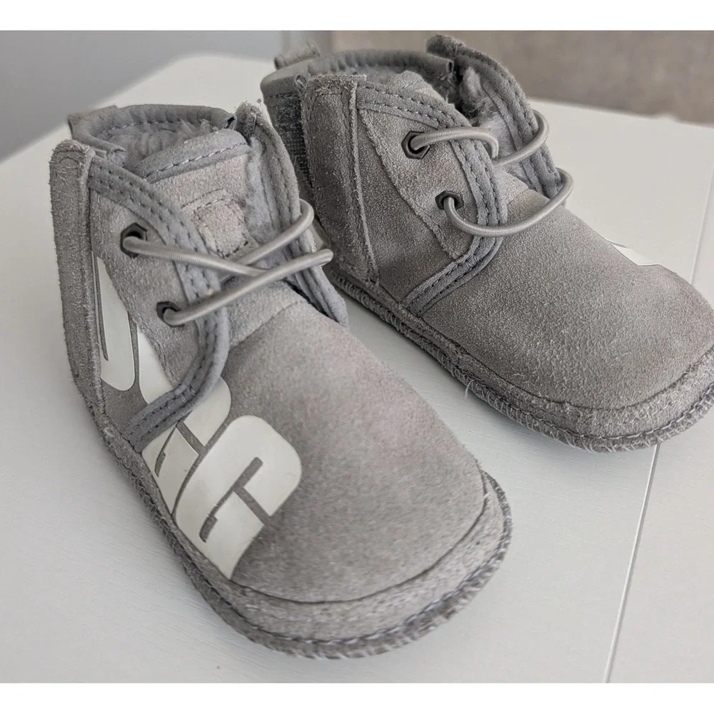 UGG Toddler Baby Boots Gray Suede Cozy Fur Lined Size 4 5